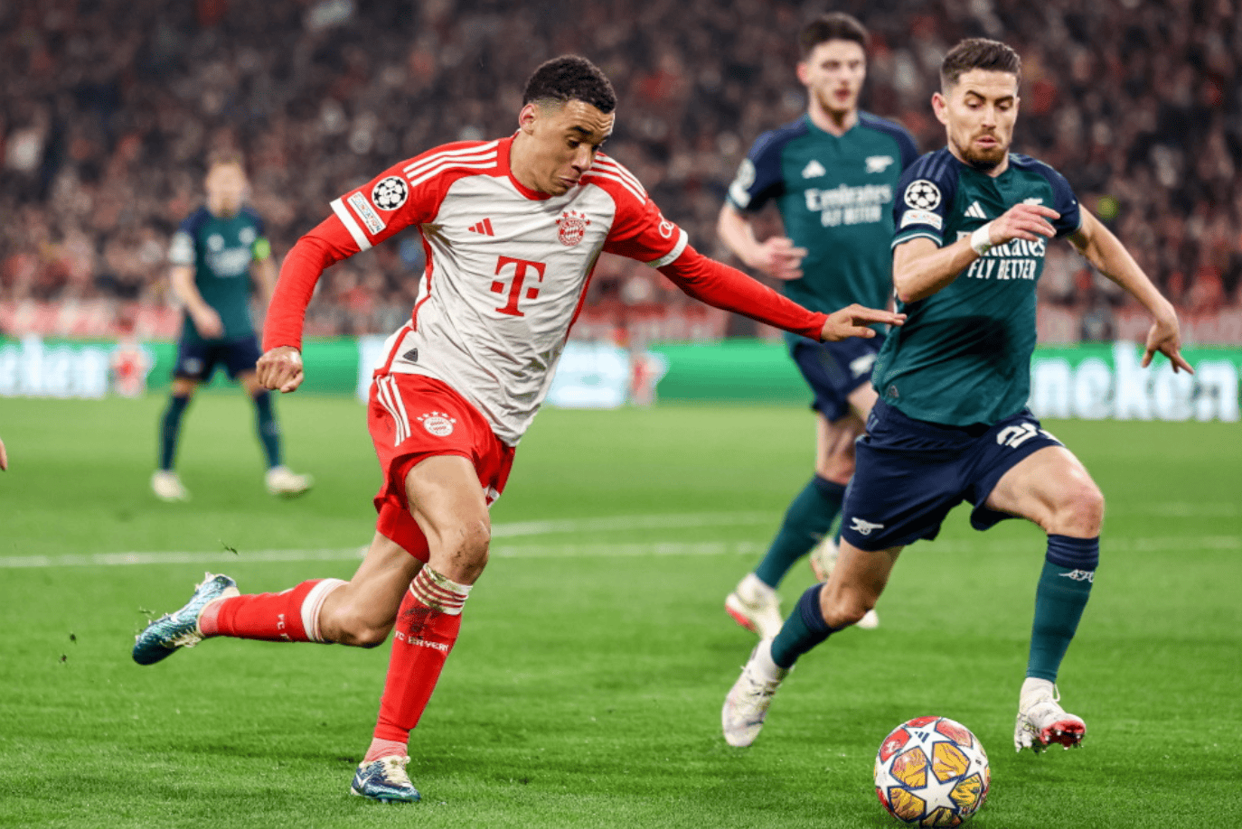 尤文vs帕福斯：伊尔迪兹搭档戴维，洛卡特利、坎比亚索出战（尤文对阵帕福斯：伊尔迪兹联手戴维，洛卡特利与坎比亚索登场）