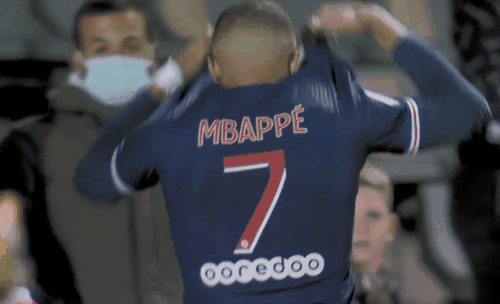 雷速体育12月7日讯 NBA常规赛继续进行，老鹰客场131-116战胜奇才。（NBA常规赛12月7日：老鹰客场131比116力克奇才）