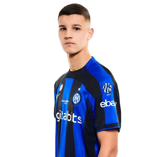 法媒预测法国战阿塞拜疆首发：埃基蒂克、马特塔搭档锋线（法国战阿塞拜疆首发前瞻：埃基蒂克与马特塔携手领衔锋线）