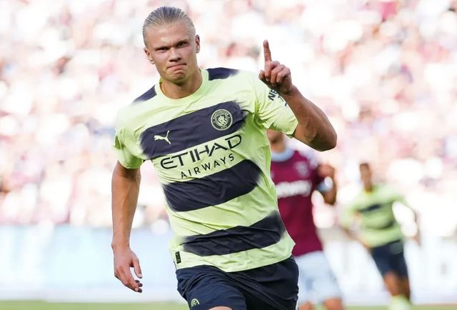 《在场外》视频栏目｜对话辽宁铁人：家乡、平常心和关于中超的明天（在场外特别视频：与辽宁铁人聊家乡、平常心及中超的未来）