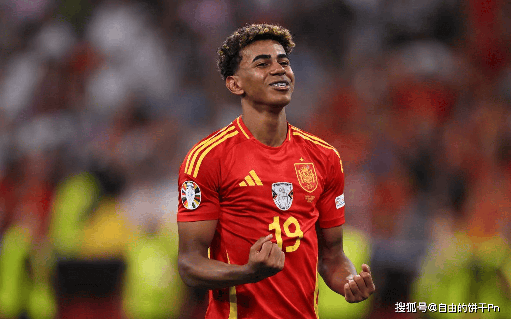 荷甲战报：瓦伊萨破门后染红，奈梅亨2-2战平阿贾克斯（荷甲快讯：瓦伊萨先破门后染红，奈梅亨2-2逼平阿贾克斯）