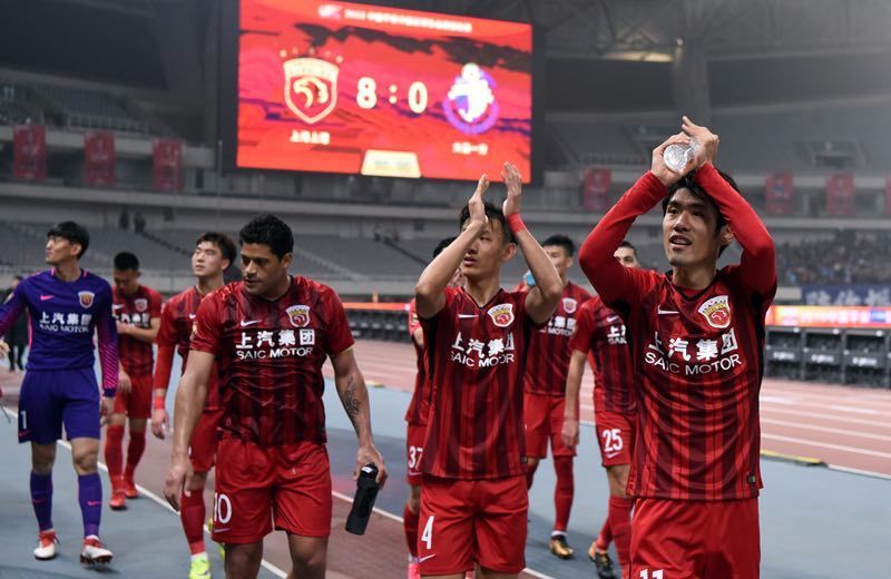 欧冠三连胜！马竞3-2客胜埃因霍温 阿尔瓦雷斯破门 瑟尔洛特传射（马竞客场3-2擒埃因霍温，欧冠豪取三连胜：阿尔瓦雷斯建功，瑟尔洛特传射）