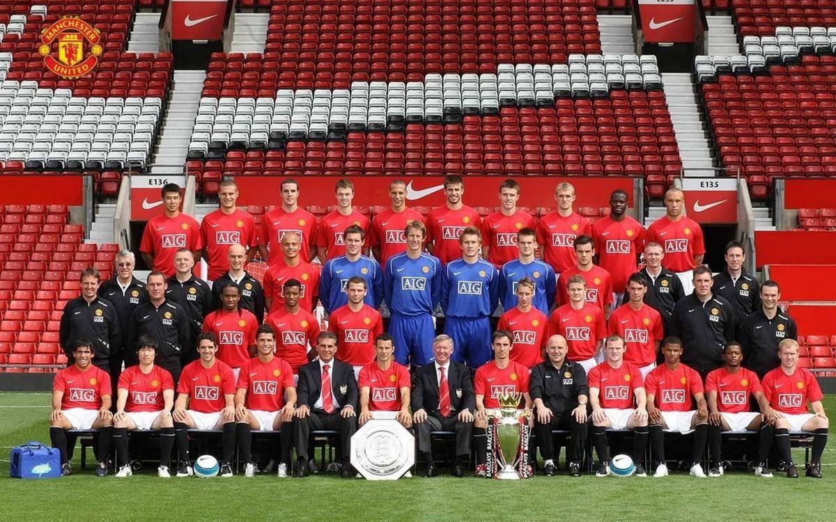 前锋关键射门锁定胜局（前锋致胜一击锁定胜利）